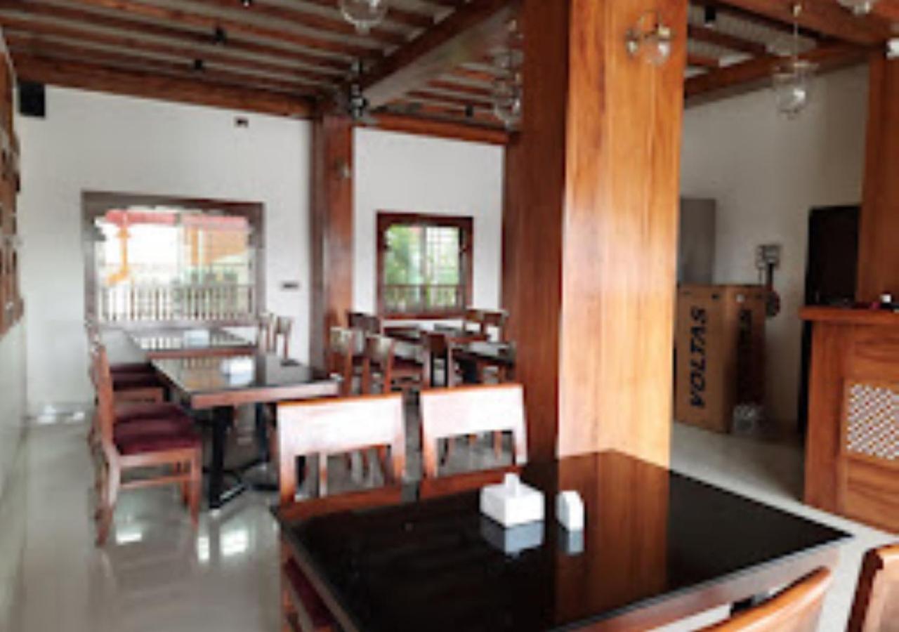 Hotel Rajwada Kapurhol Kapurwahal Экстерьер фото