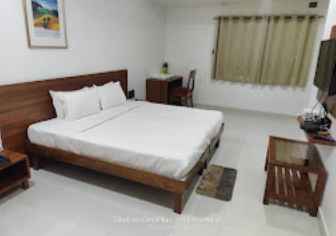 Hotel Rajwada Kapurhol Kapurwahal Экстерьер фото